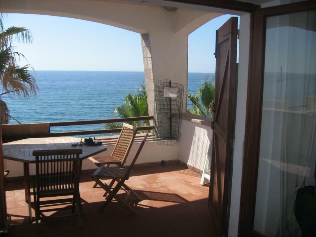 Waterfront Apartments Bosa Porto Alabe Екстериор снимка