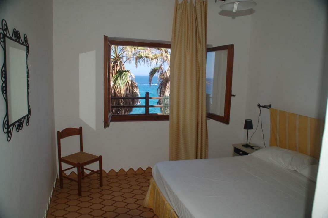 Waterfront Apartments Bosa Porto Alabe Екстериор снимка