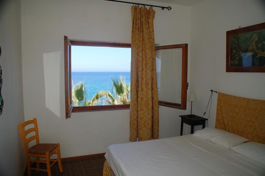 Waterfront Apartments Bosa Porto Alabe Екстериор снимка